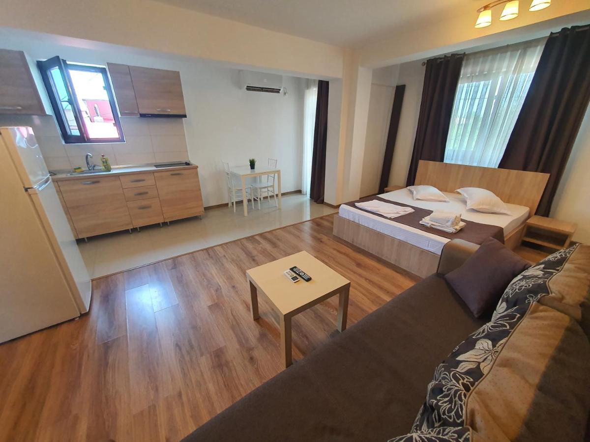 Villa Accommodation Bukarest Eksteriør billede