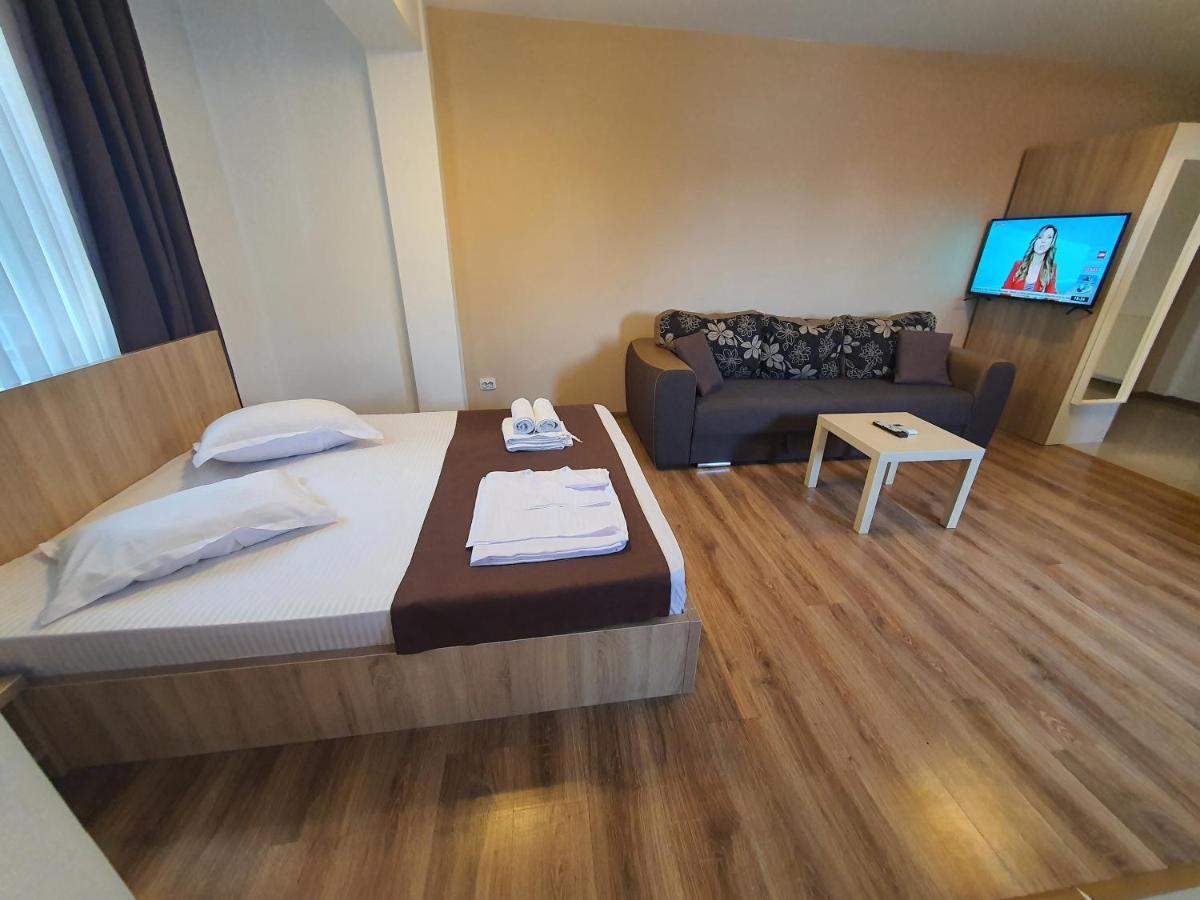 Villa Accommodation Bukarest Eksteriør billede